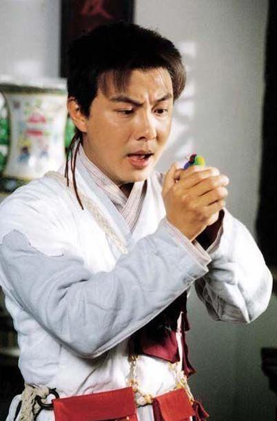 同演《少年张三丰》,张三丰热度不减,易天行当导演,而他已去世