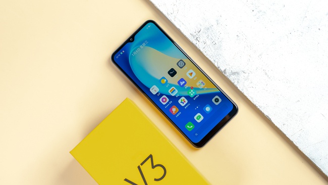 5g手机进入百元时代 realme真我v3上手体验