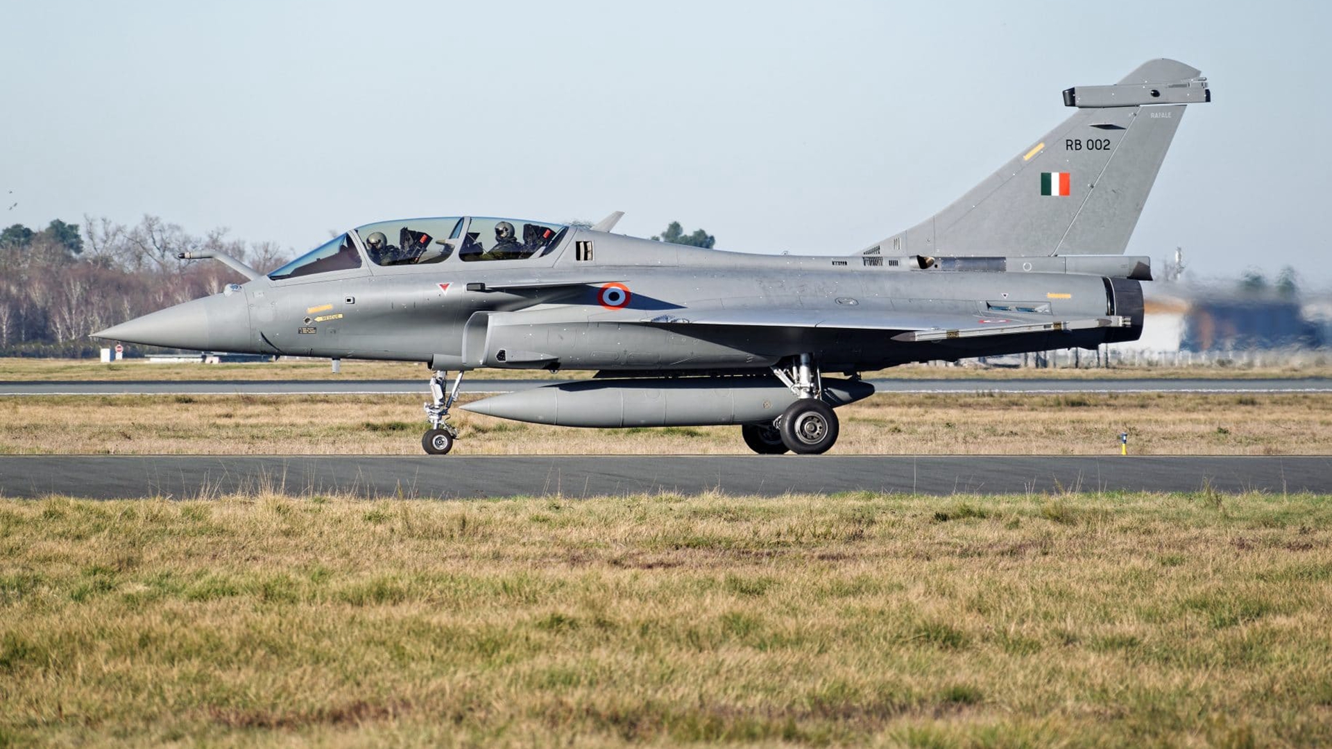 不愧是印度,拿到阵风战机才一个月,就面临严重安全威胁