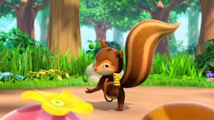 萌鸡小队:小松鼠还会玩杂技呢,身手真好,这么多球都不掉