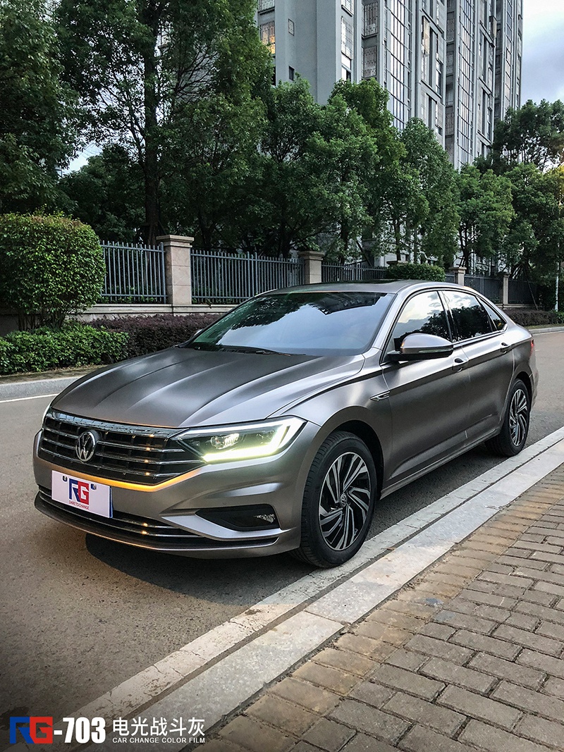 大众速腾车身改色电光战斗灰有点好看
