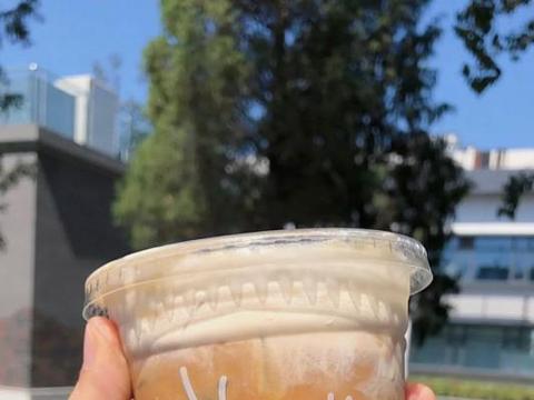 补蛋白也可以很快乐 瑞幸厚乳拿铁双倍蛋白 高配 口感 补蛋白也可以很快乐 瑞幸厚乳拿铁双倍蛋白 高配 口感