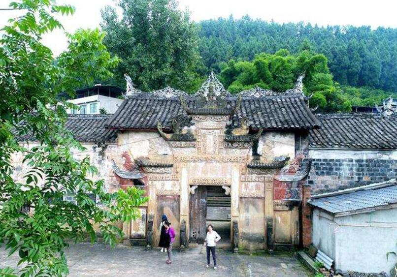 正在消逝的资中铁佛古镇,历经沧桑的清代小镇__财经头条