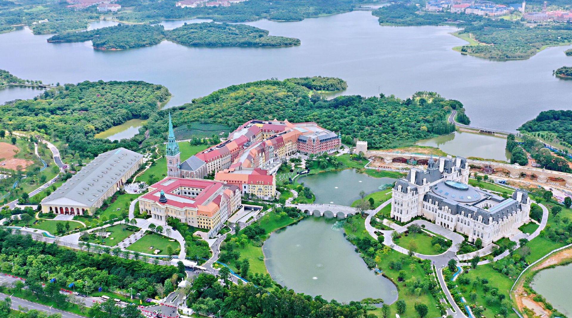 记者带你逛华为大学 体验有趣好玩新科技