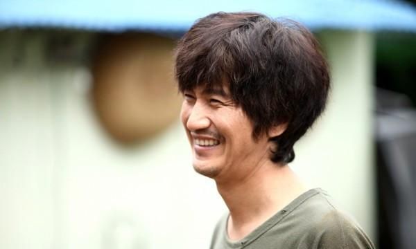 安内相凭短腿的反击走红是韩剧黄金男配角发妻与其共患难21年