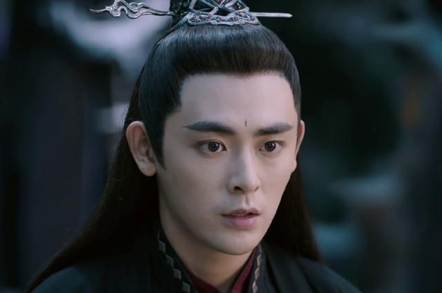 罗喉计都扮演者很眼熟前不久才跟热巴合作过现代造型太帅了