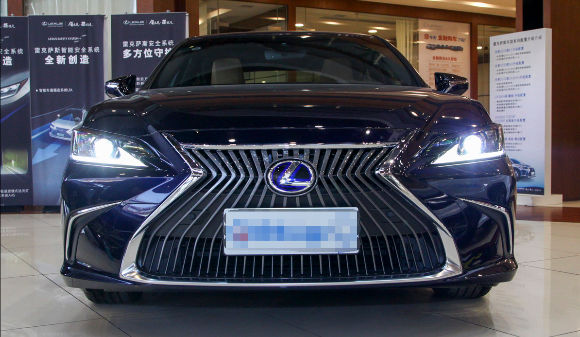 雷克萨斯es成车展焦点全国限量600部稀有程度堪比大熊猫