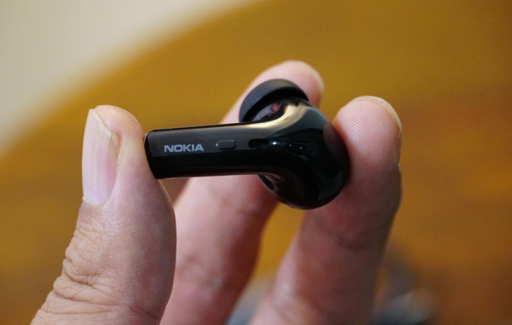售价300高性能高时尚感的真无线耳机诺基亚e3500评测