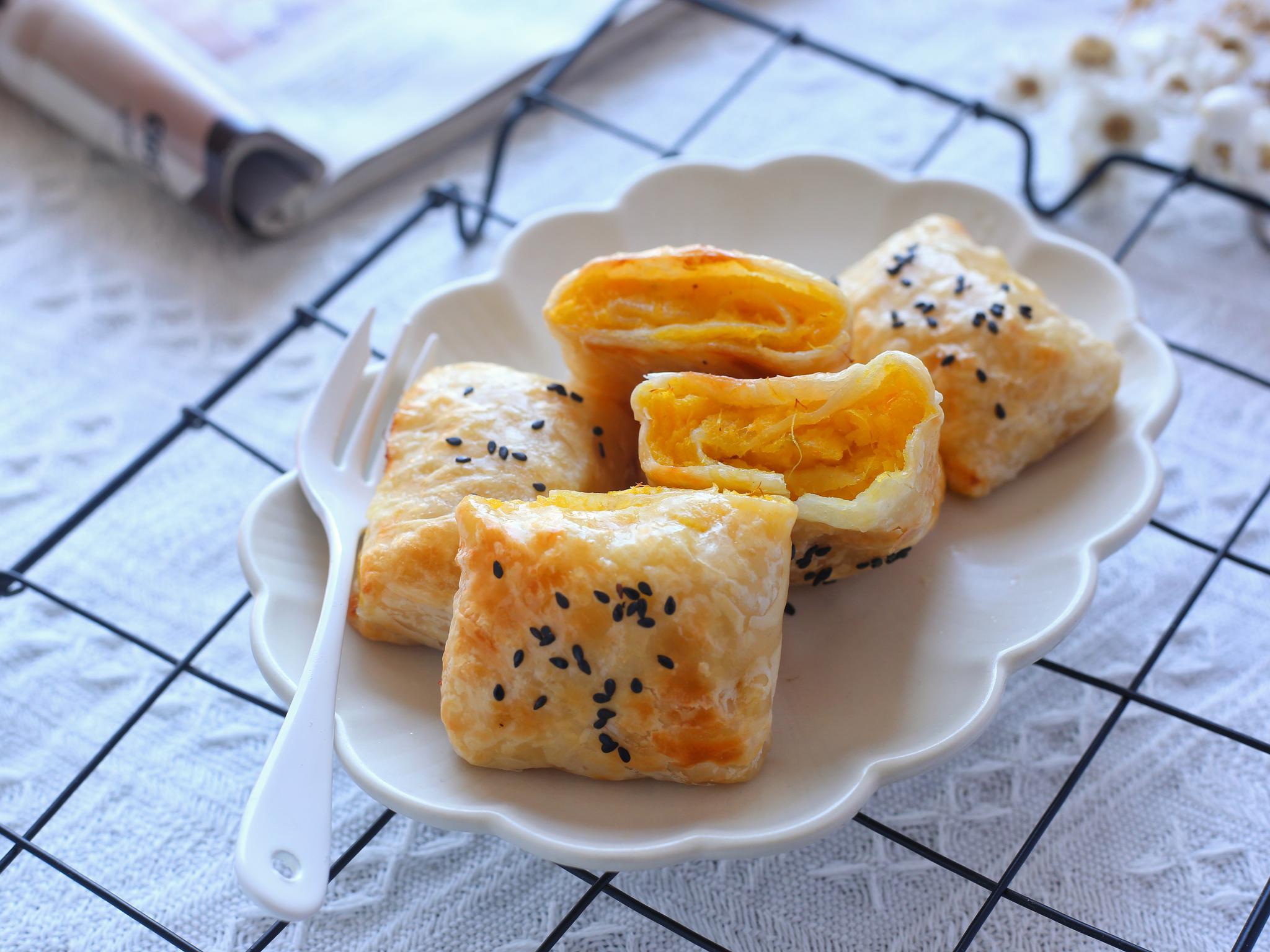 奶香浓郁,层层酥脆红薯酥,不用揉面不加糖,好吃好做不长肉