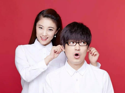 玖月奇迹王小玮与新搭档徐子崴一起演出,老公王小海未见踪影