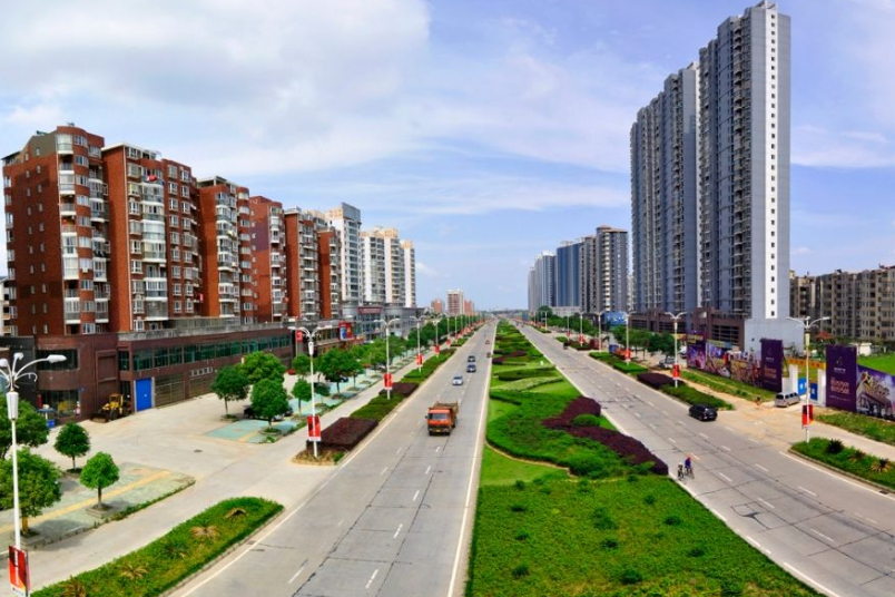 南昌"强悍"县城,人均收入将近5万,坐拥4大铁路和3大高速