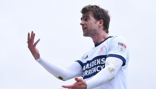 利兹联捡了大便宜,阵容稳中有升|班福德|科赫|利兹_新浪新闻