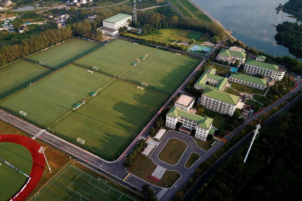 2020亚洲足球俱乐部_2020年四川省业余足球联赛(分区赛)在江油市体育中心