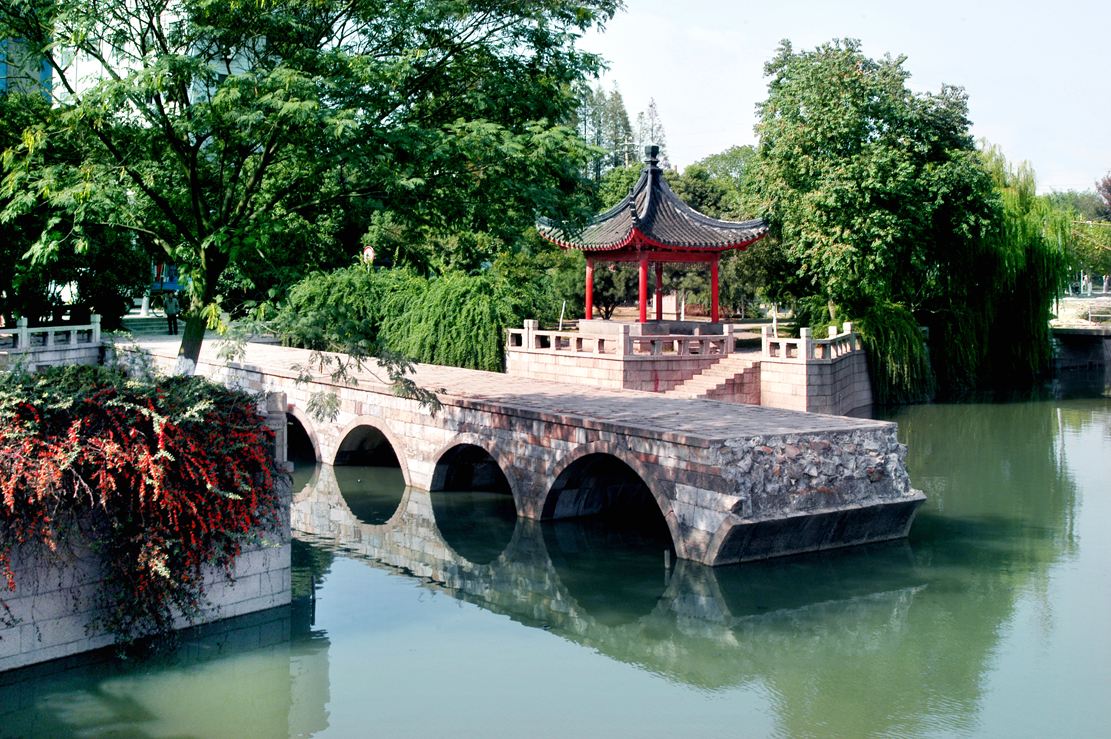 苏州有一座千年长桥,被誉为江南真正的断桥,比西湖断桥更形象|垂虹桥