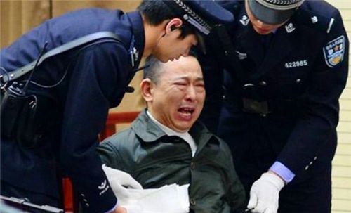 2014年4月,刘汉,刘维(曾用名刘勇)案进行庭审.