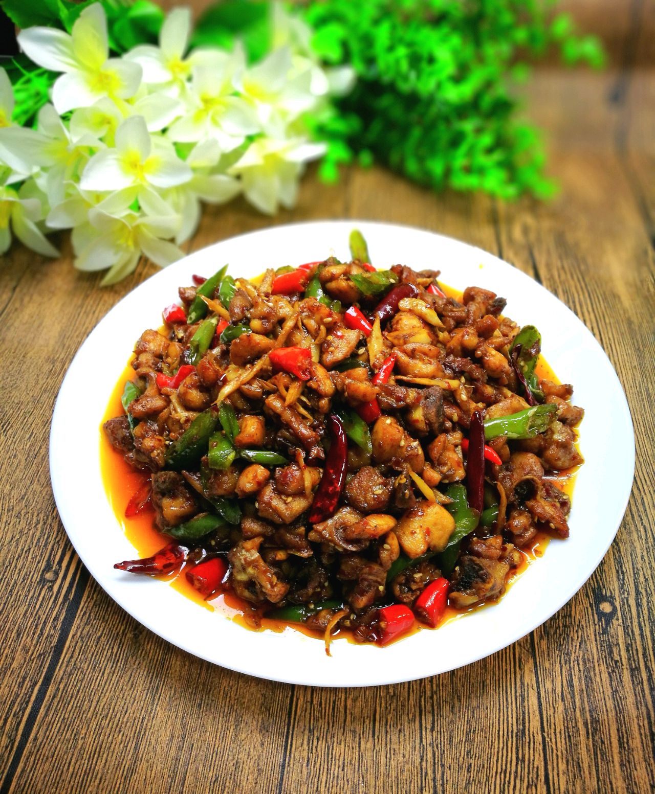 「仔姜尖椒鸡」的做法 配方,重庆风味家常菜,下饭伴酒美味可口