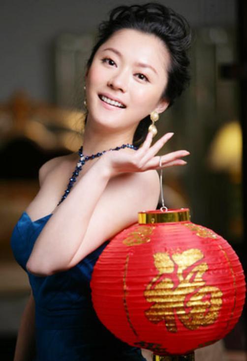 正文            紫凝现在有37岁了,生活的非常精彩,虽然感情状态上不