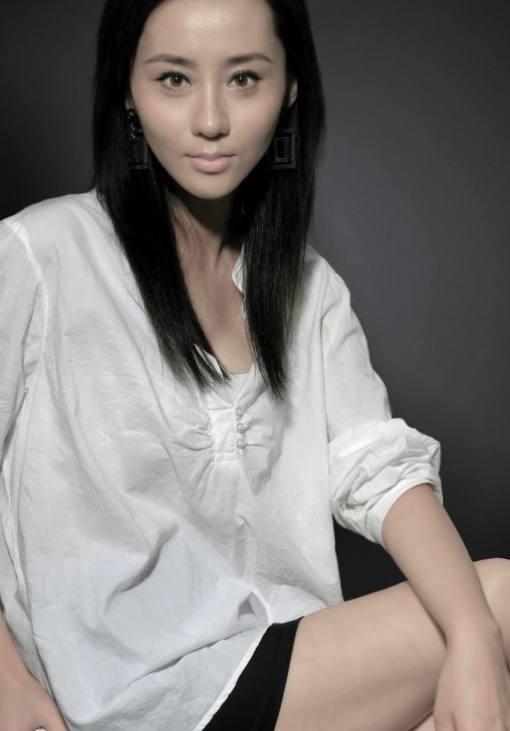 曾经和黄晓明在一起7年的她,出演过武林外传,40岁为何还不结婚|刘立淇