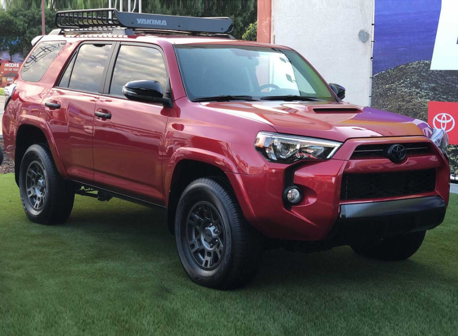 丰田又甩出一"王炸"!霸气胜路虎,配v6卖30万,买途昂悔断肠