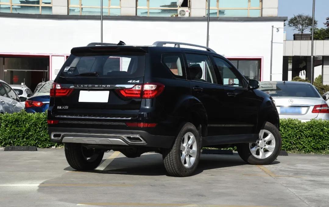 这几款柴油suv省油又耐操纯爷们都爱开去玩越野