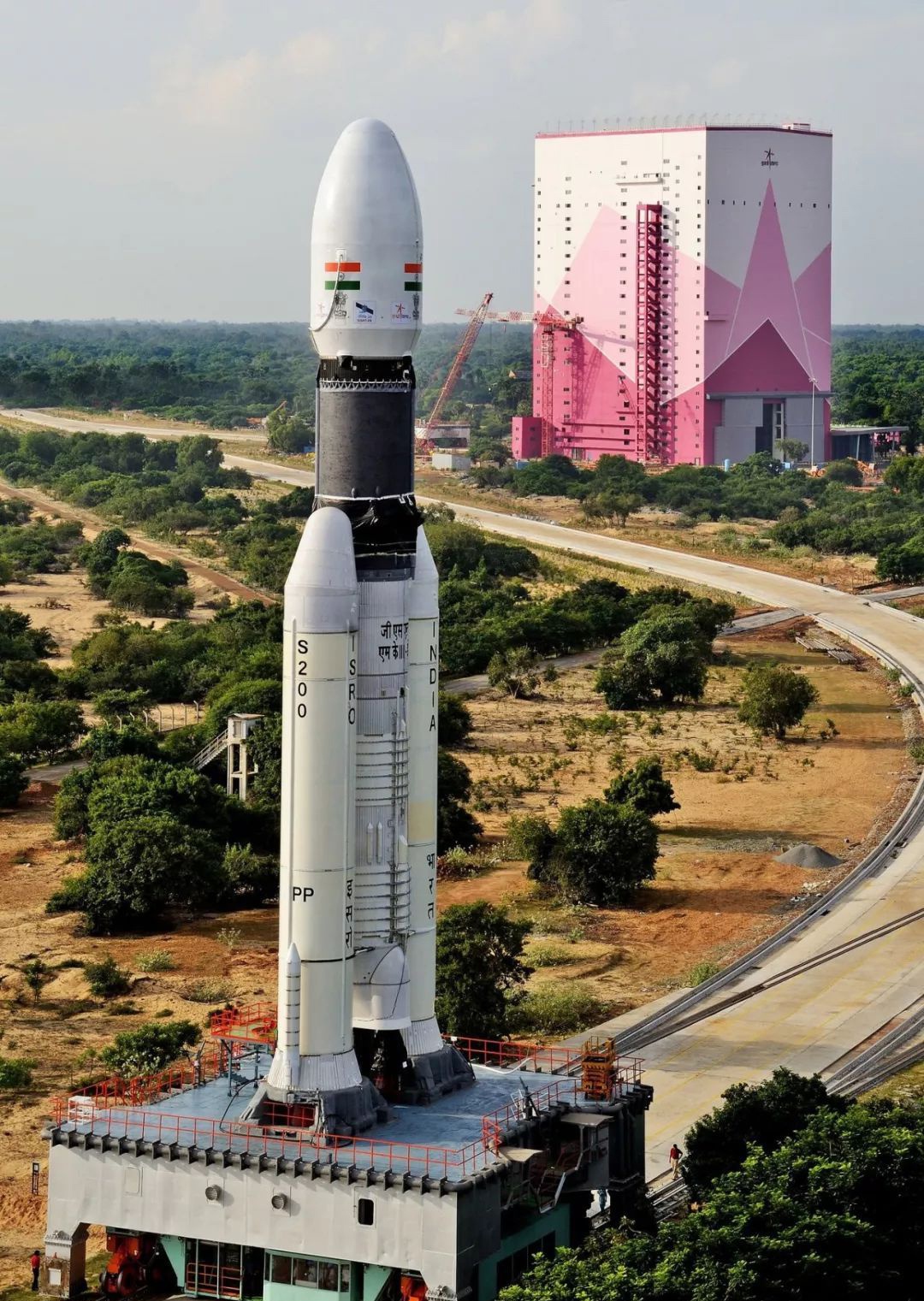 印度靠巨型"火箭"打了翻身仗,箭体选择不锈钢,全球独一无二