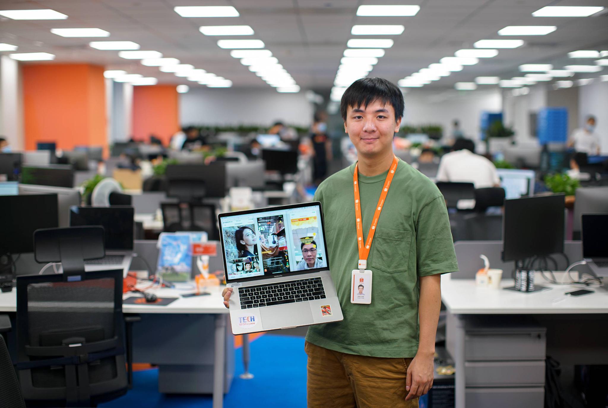 雕佛像打棒球开飞机去北极这个90后程序员有点不一样