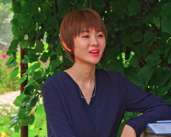 后来周弋楠通过了乡村爱情系列的电影和电视剧,使每个人