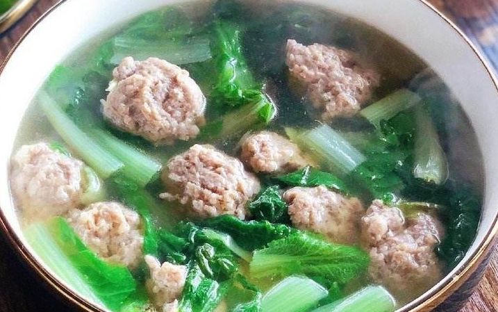 白菜丸子汤