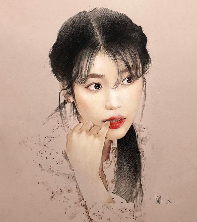 手绘明星:爱豆的彩铅肖像,在绘画过程中自娱与自愈