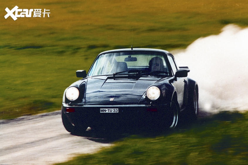 1974年,ruf创始人去世,接手公司的是他的儿子小阿洛伊斯·鲁夫.