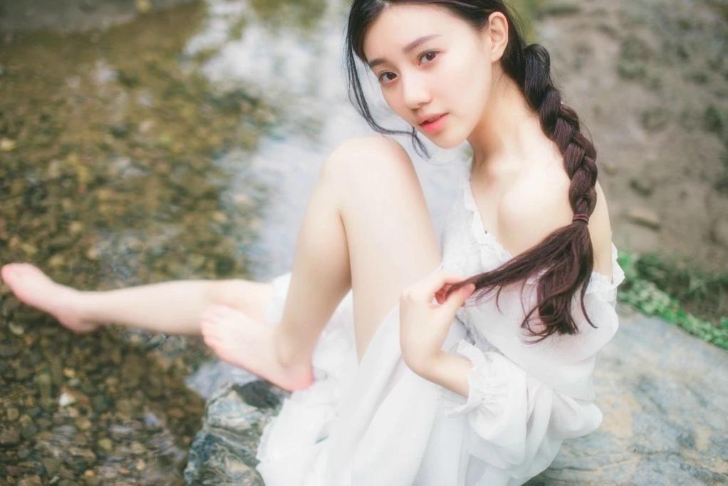 王鹤润《平凡的荣耀》中扮幼儿老师,以为是群演,没想到来头不小|平凡