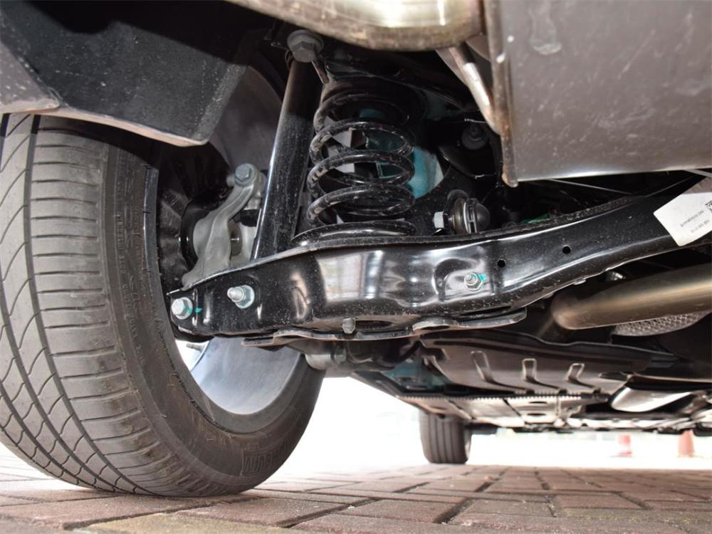 距离年轻人最近的"豪车" 奥迪q2l值得考虑吗?