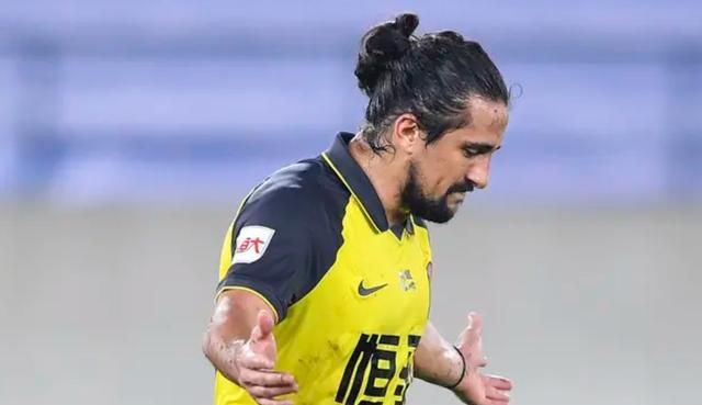 洛国富被红牌罚下场后痛哭,赛后道歉但是仍恐面临足协追罚禁赛休闲区蓝鸢梦想 - Www.slyday.coM 洛国富被红牌罚下场后痛哭,赛后道歉但是仍恐面临足协追罚禁赛休闲区蓝鸢梦想 - Www.slyday.coM