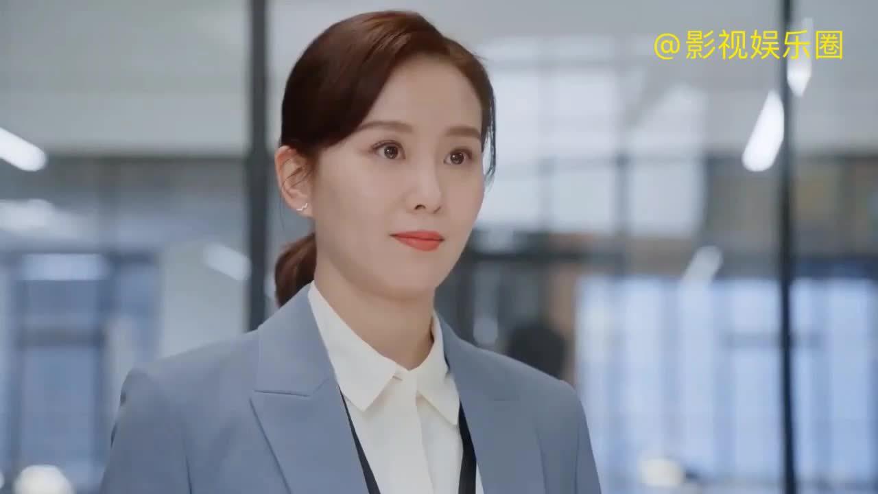 《亲爱的自己》李思雨一心创业,游说林玲加入一起创业,但