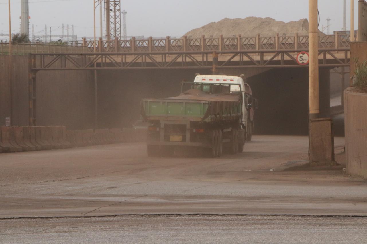 环渤海5大港口扬尘污染现状:堆场多未开启抑尘装置