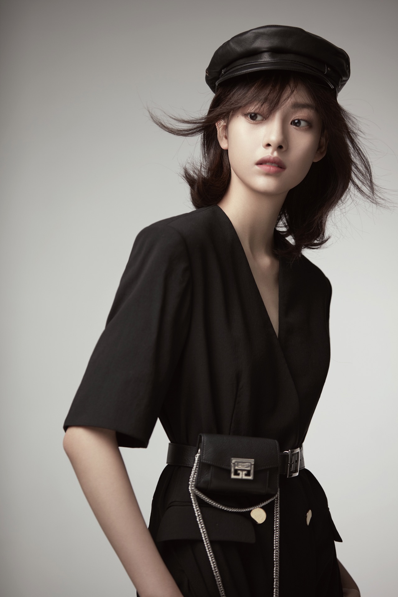 张艺上《雪中悍刀行》热拍 多部影视作品待播未来