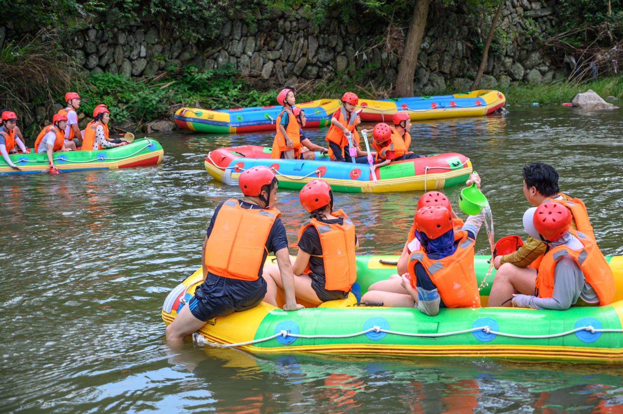 安徽最刺激的漂流,全长8公里落差160米,堪称"华东漂流一绝"