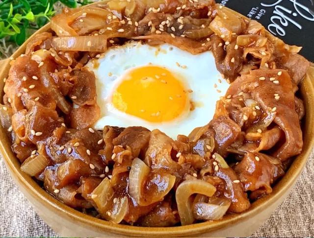 好吃到舔盘的照烧肥牛饭,简单好做