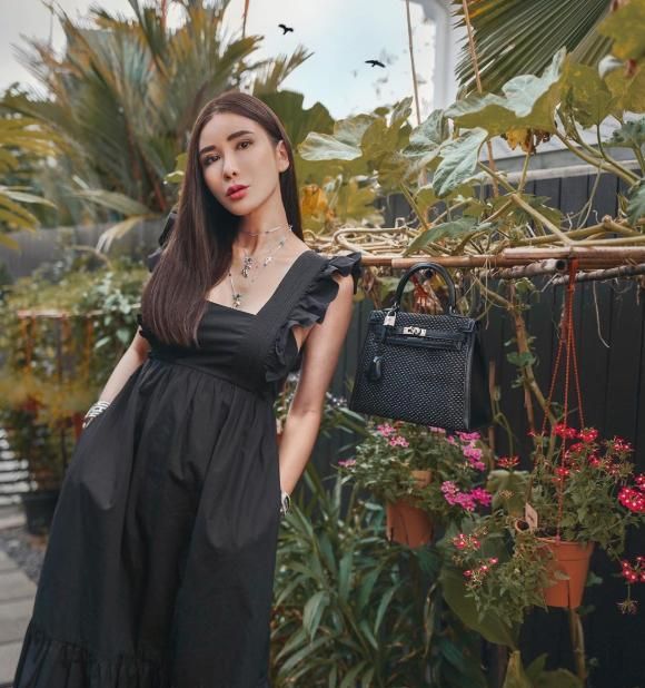 新加坡顶级名媛蔡欣颖居家名媛风别致新颖豪宅都是名贵花草