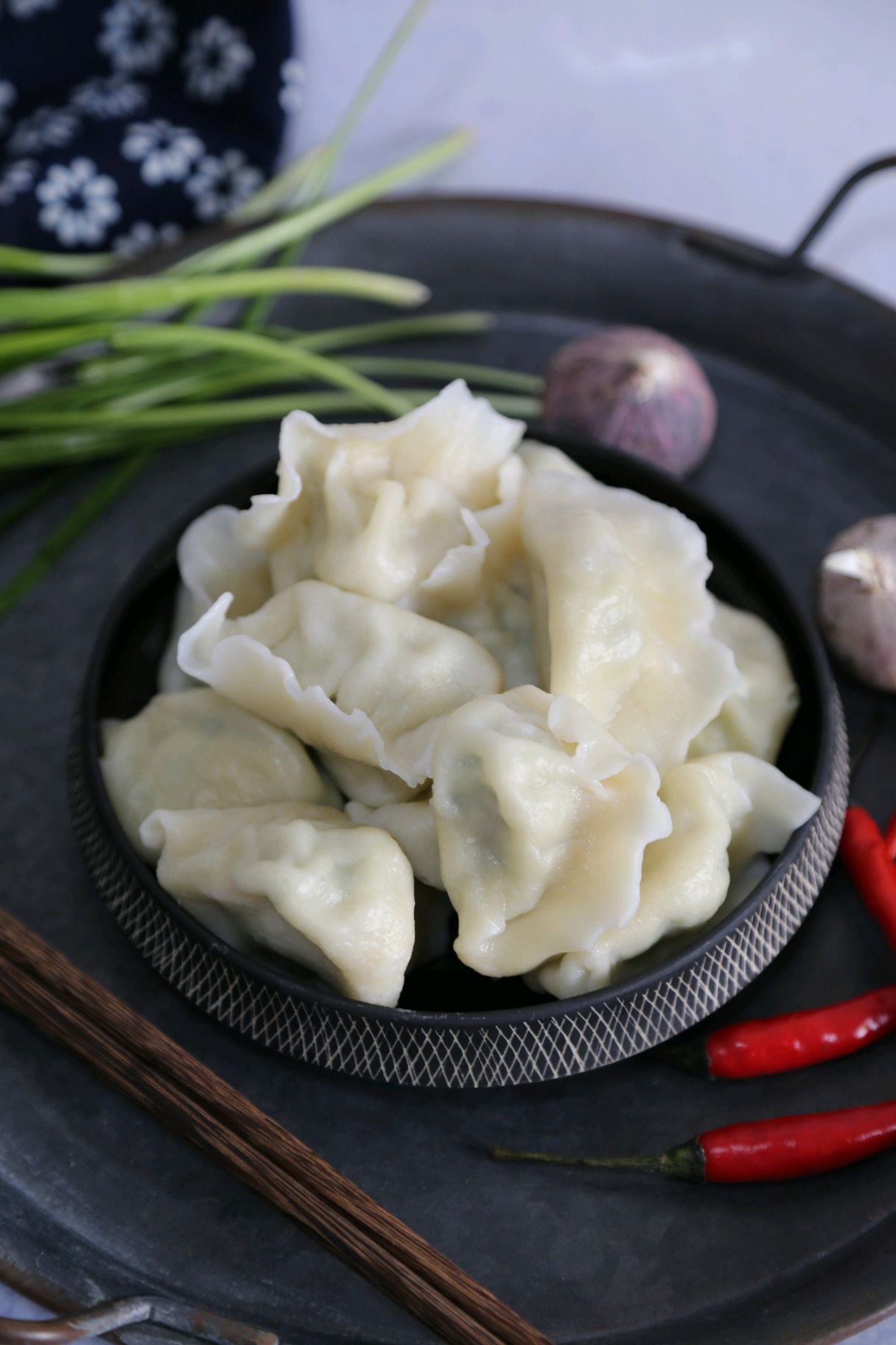 鲅鱼水饺也是大连最有名的一个特色了, 本来鲅鱼是属于深海里的鱼类