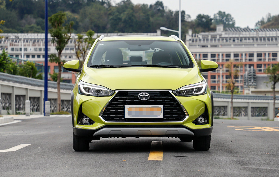 手握10万,本田飞度和丰田致炫x哪个好?看完对比就知道了