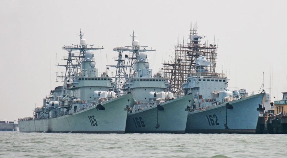 051型驱逐舰全部退役,海军下水都是"神盾舰",护卫舰超过100艘