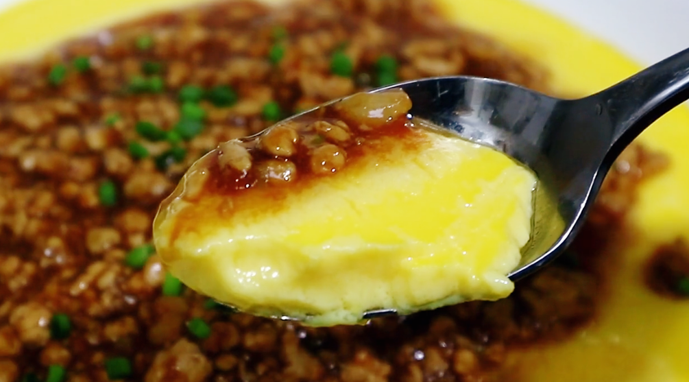 难怪饭店的肉末蒸蛋那么好吃教你这1招鲜香嫩滑不比饭店差