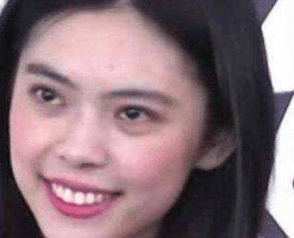 她是功夫里的丑女龅牙珍摘掉假牙后美的惊艳