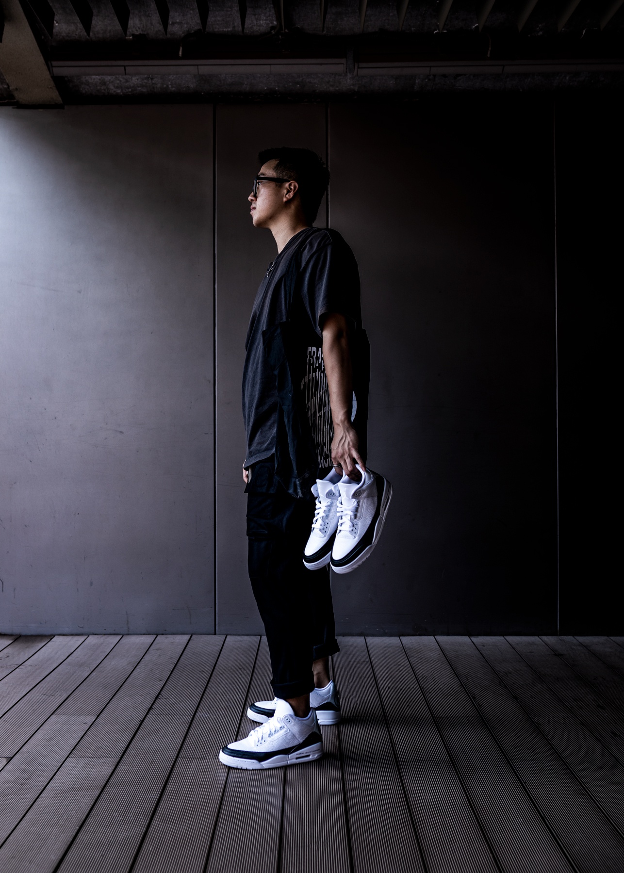 等了6 年的「藤原浩闪电 aj3」明天发售!小编开箱上脚抢先看!