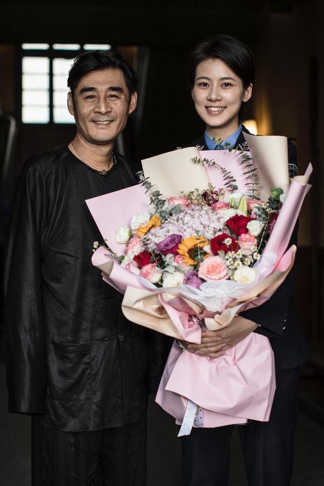 出道即女主赵昭仪冰雨火今日杀青