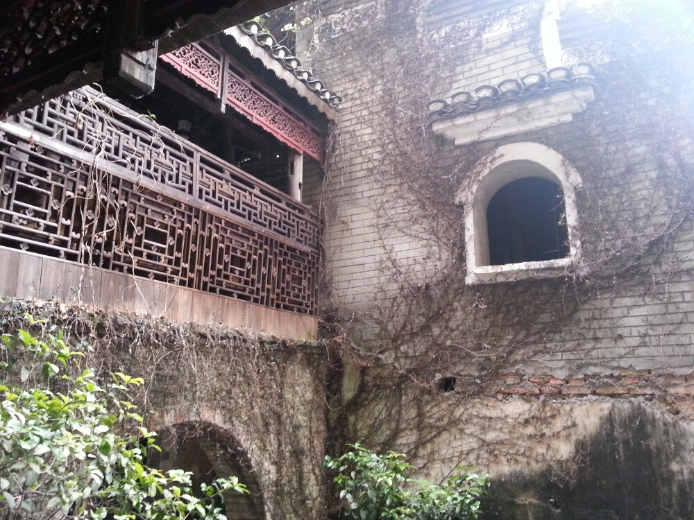 广西“四大圩镇”之最,已有1800年历史,距桂林市区约30分钟车程