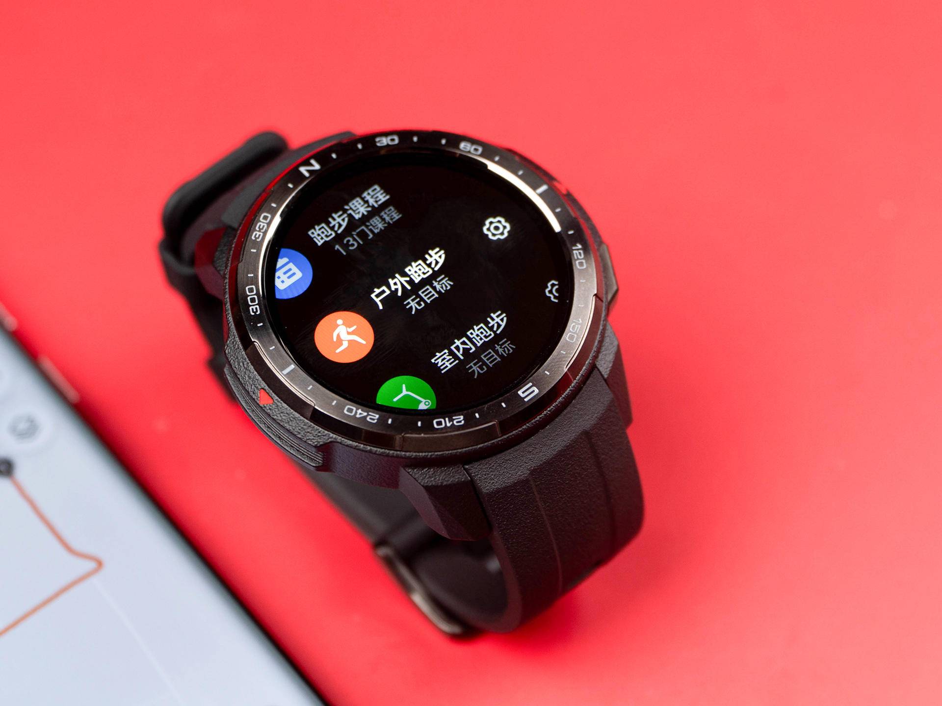 荣耀运动手表gs pro首发评测:25天超长续航彰显硬汉本色