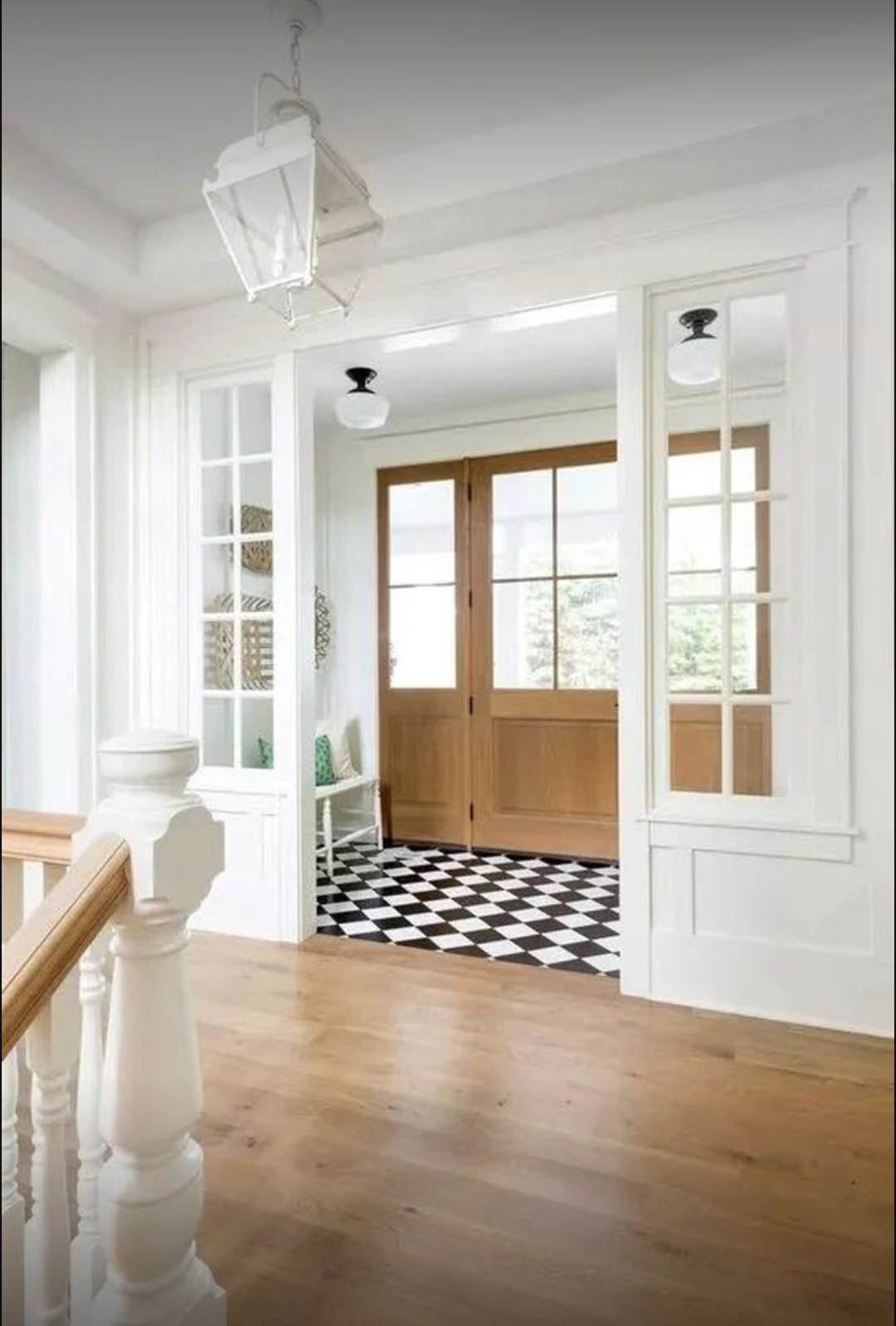 进门装个双门套,没玄关户型多个独立空间,收纳方便干净又美观