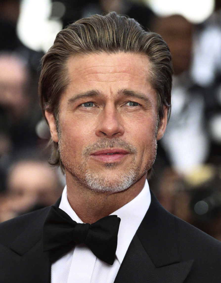 56岁皮特新片太炸封闭空间内杀手混战还要和死侍2导演合作